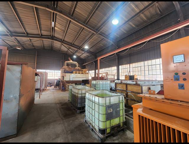 800M² WAREHOUSE TO LET IN WADEVILLE